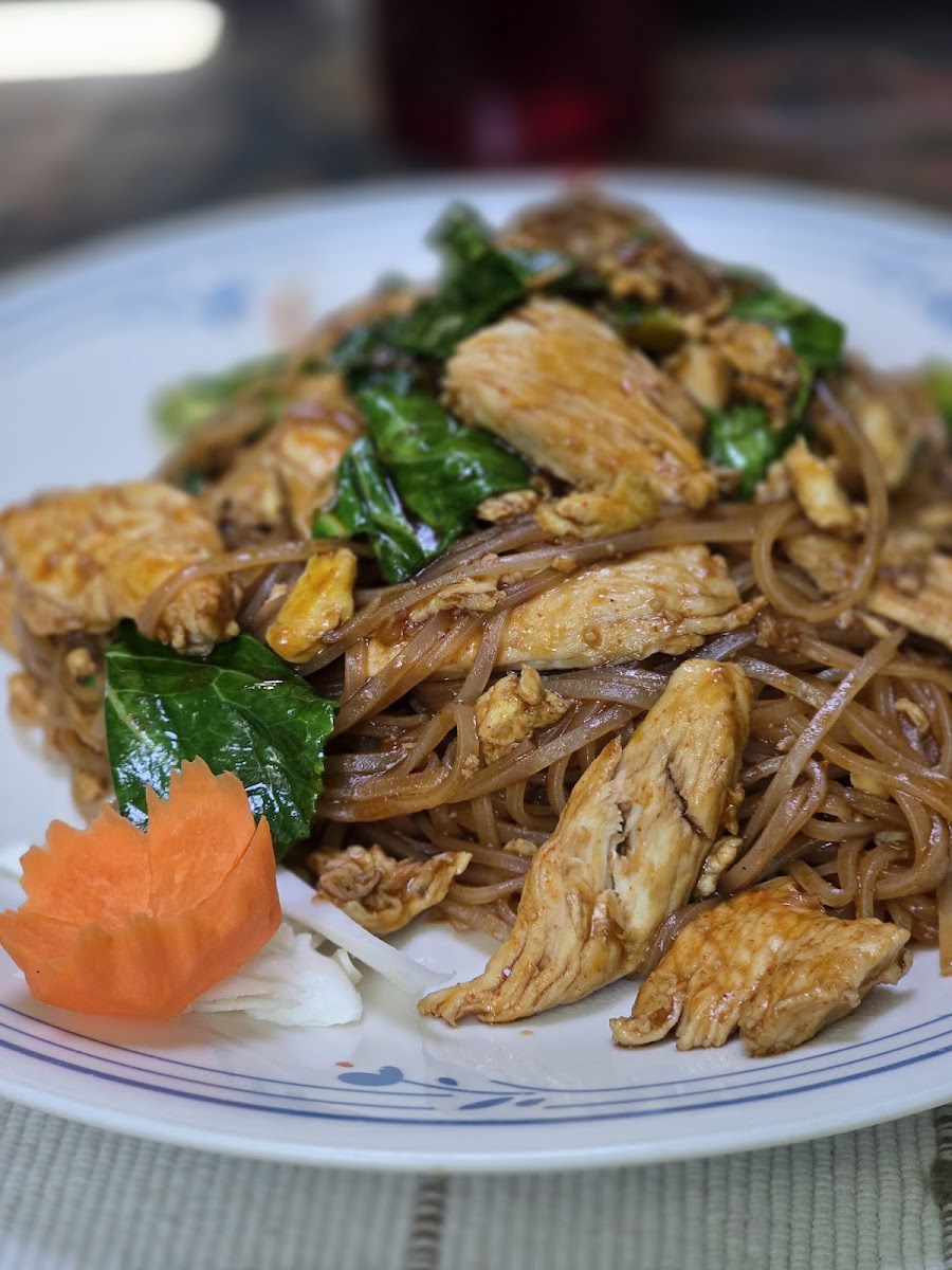 Sawaddee Thai Cuisine Photos 2